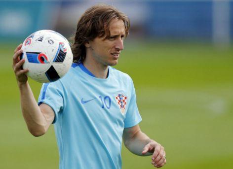 《生化危机5重制版》开发中：爆料人澄清谣言，项目进展揭秘